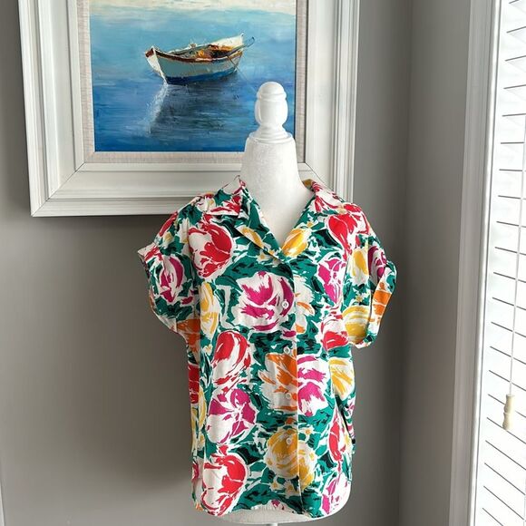Vintage 80s Judy Bond Shortsleeve Button Up Floral Tulip Blouse Made in the USA - Picture 5 of 14